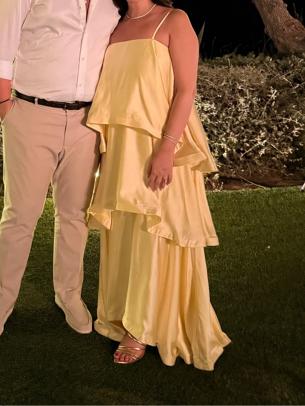 elliatt tilly yellow tiered oversized ruffle flared maxi gown dress size XS NEW